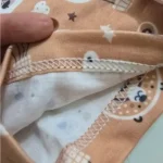 ست راحتی بچگانه بلوز شلوار آستین کوتاه پنبه طرح خرس شکلاتی - تصویر 2