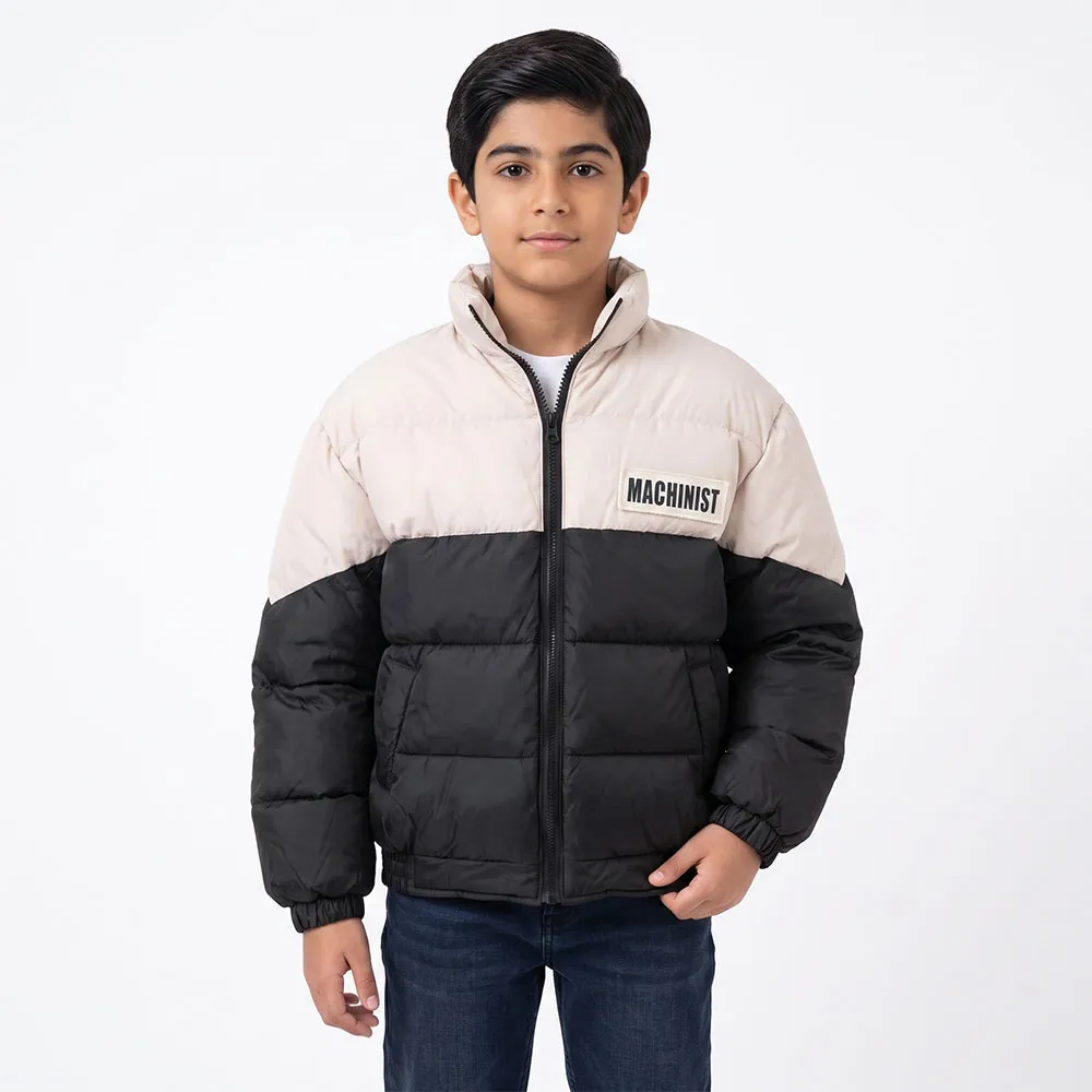 d8bf4e07-c90a-47d5-aaa3-f21479342bf9.webp کاپشن پفکی باکسی پسرانه مشکی - Image 1