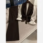 ست چهار تیکه پاییزه سورینو یقه انگلیسی جنس سوپر مازراتی و زیره تترون رنگ سرمه ای و قهوه ای تیره سایز 38 تا 46 فری - تصویر 4