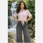 شومیز گره ای چاپی پاپیونی جنس پری صابونی شیشه ای فری سایز - تصویر 3