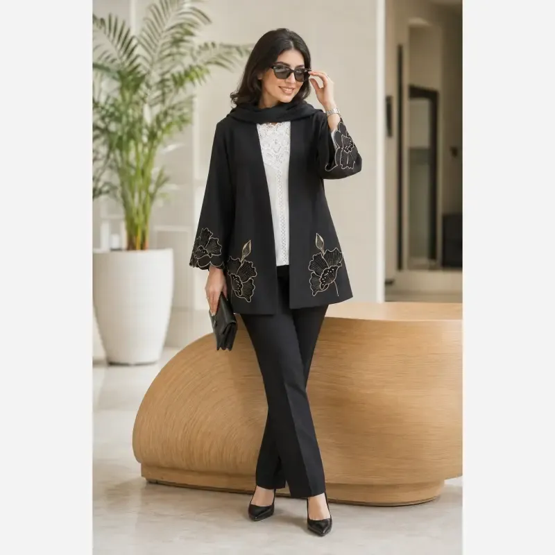 38b83d1f-520b-45e7-aa87-ef06f553b0c9 مانتو زنانه گلدوزی کرپ مازراتی مدل آلند - تصویر 1