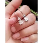 گوشواره نقره زنانه آویز عیار 925 با روکش طلا سفید طرح خاص - تصویر 3