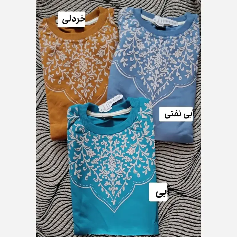 551a3d23-5d99-4a4d-9706-a5dd07769cc9 بلوز سنتی بچگانه ماهان جنس دورس دو نخ اعلا سایز 55 تا 65 - تصویر 1