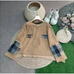 شومیز زمستانه مخمل کبریتی فری سایز مشکی و کرم نسکافه ای - تصویر 3