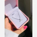 گردنبند دخترانه استیل مدل دم وال رنگ نقره ای آبی - تصویر 2