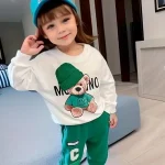 ست بلوز و شلوار دورس بچگانه طرح خرسی مناسب 4 تا 9 سال - تصویر 3