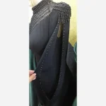ماکسی مجلسی زنانه کرپ دالقیچ سنگدوزی کریستال قد 155 رنگ مشکی و سرمه ای سایزبندی - تصویر 3