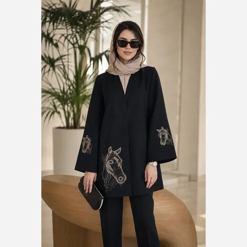 b2db541f-47de-4b88-8941-50c8af3cd64c مانتو زنانه کرپ مازراتی گلدوزی مدل ایلیا فری سایز 40 تا 50 - تصویر 1