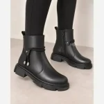 بوت زنانه جدید راحت و باکیفیت سایز 37 تا 40 - تصویر 2
