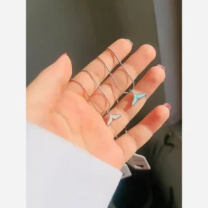 گردنبند دخترانه استیل مدل دم وال رنگ نقره ای آبی